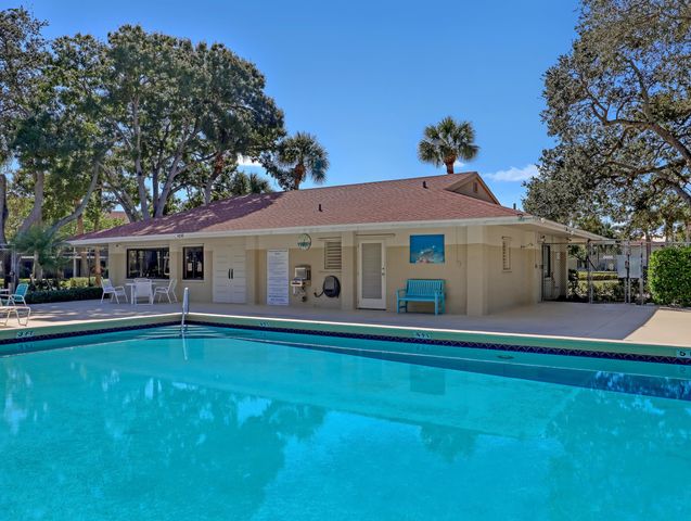 6552 Chasewood Drive H, Jupiter, FL 33458