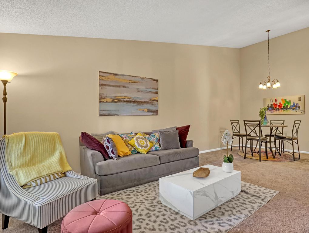 6552 Chasewood Drive H, Jupiter, FL 33458