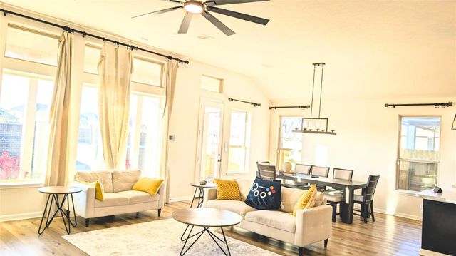 1438 Wheatley Hill Lane, Katy, TX 77494