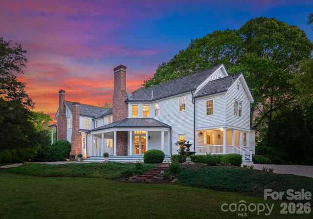 5520 Sharon View Road, Charlotte, NC 28226