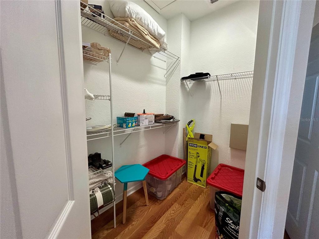 Image 13 of property listing at 6466 CAVA ALTA DRIVE 404, Orlando, FL 32835