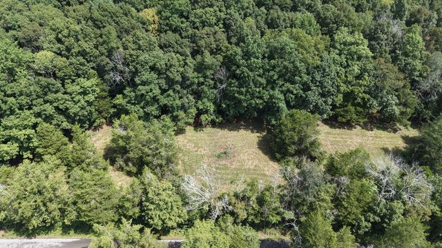 661 Red Tuttle Rd, Bethpage, TN 37022
