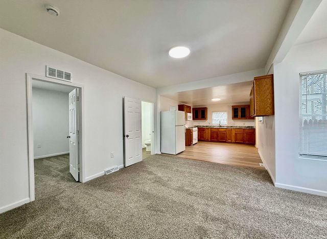 261 N Saginaw Street, Pontiac, MI 48342