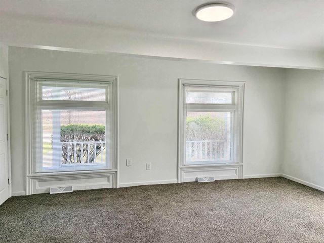 261 N Saginaw Street, Pontiac, MI 48342