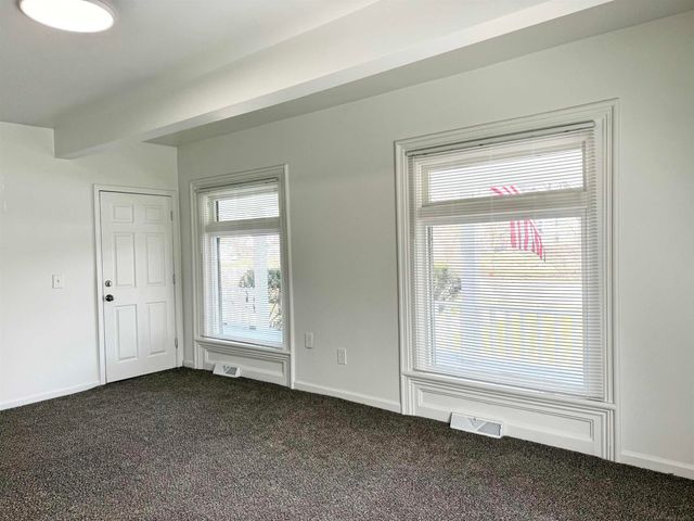 261 N Saginaw Street, Pontiac, MI 48342