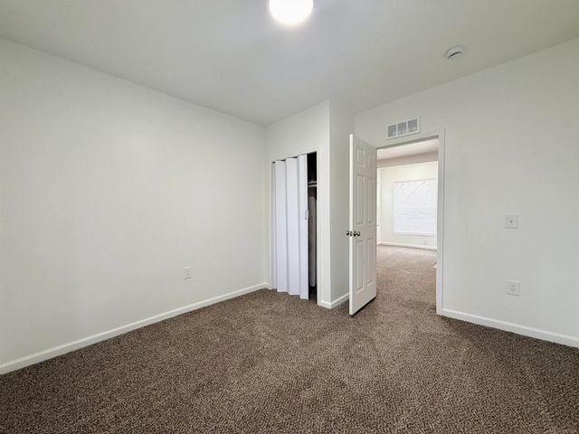 261 N Saginaw Street, Pontiac, MI 48342