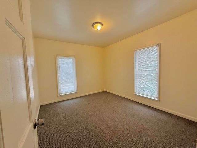 261 N Saginaw Street, Pontiac, MI 48342