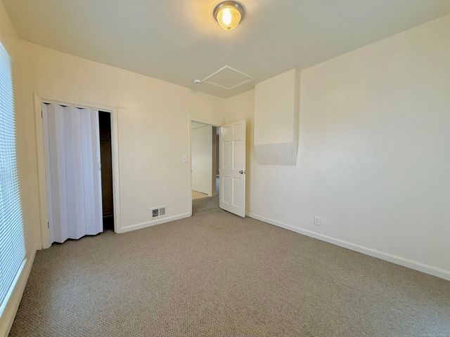 261 N Saginaw Street, Pontiac, MI 48342