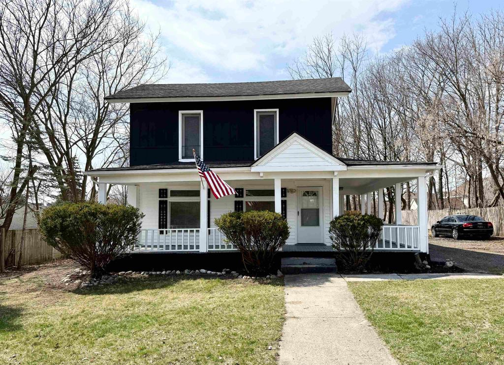 261 N Saginaw Street, Pontiac, MI 48342