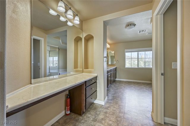 6239 Mustang Spring Avenue, Las Vegas, NV 89139