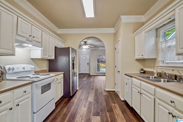 9415 BROOK FOREST CIRCLE, Helena, AL 35080