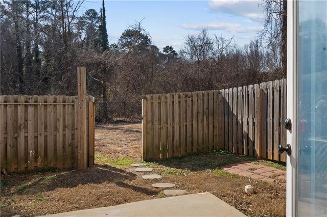 1880 Garbrooke Cove, Lawrenceville, GA 30046