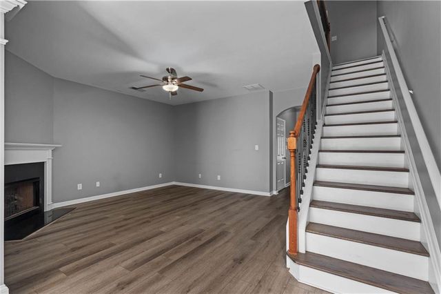 1880 Garbrooke Cove, Lawrenceville, GA 30046