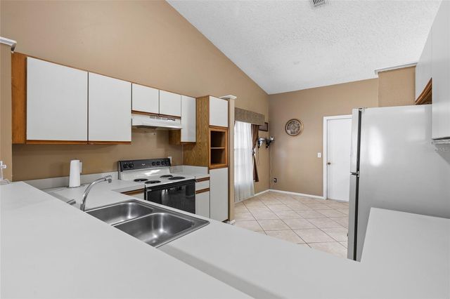 1014 DEES DRIVE, Oviedo, FL 32765