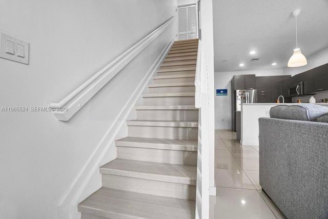 3429 NW 13th St, Lauderhill, FL 33311