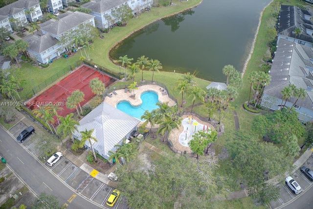 3429 NW 13th St, Lauderhill, FL 33311