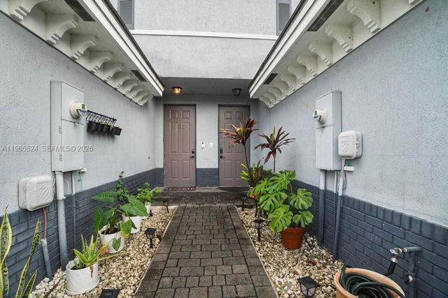 3429 NW 13th St, Lauderhill, FL 33311