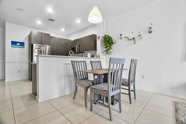 3429 NW 13th St, Lauderhill, FL 33311