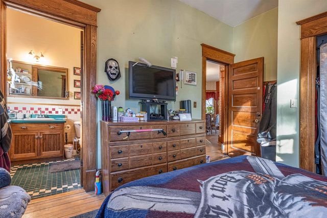 712 E Main Street, Reedsburg, WI 53959