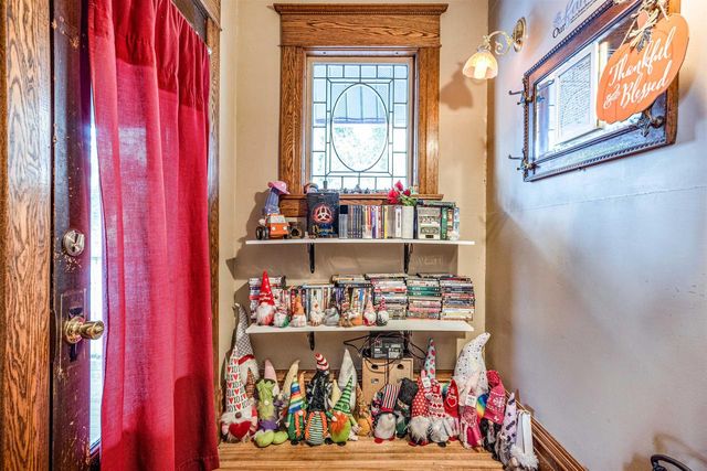 712 E Main Street, Reedsburg, WI 53959