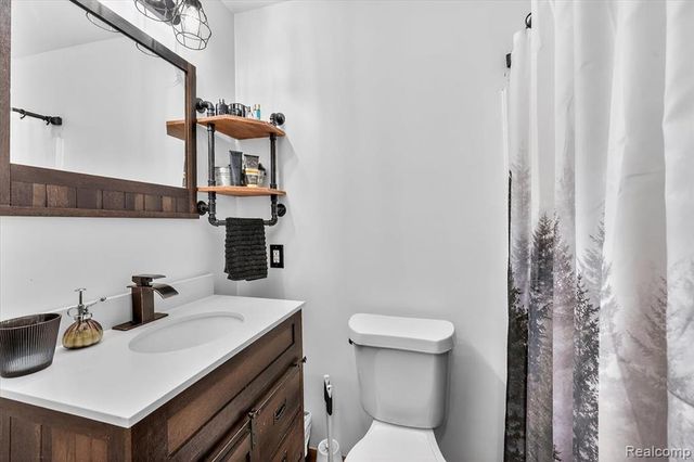 6865 Abbottsford Road, North Street, MI 48049