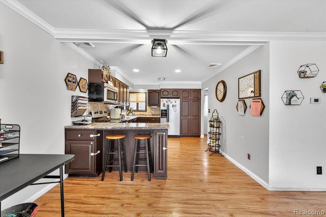 6865 Abbottsford Road, North Street, MI 48049
