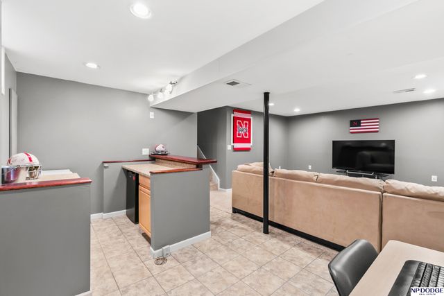 12669 N Street, Omaha, NE 68137