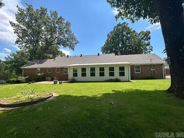 1700 Lewallen Street, Pocahontas, AR 72455