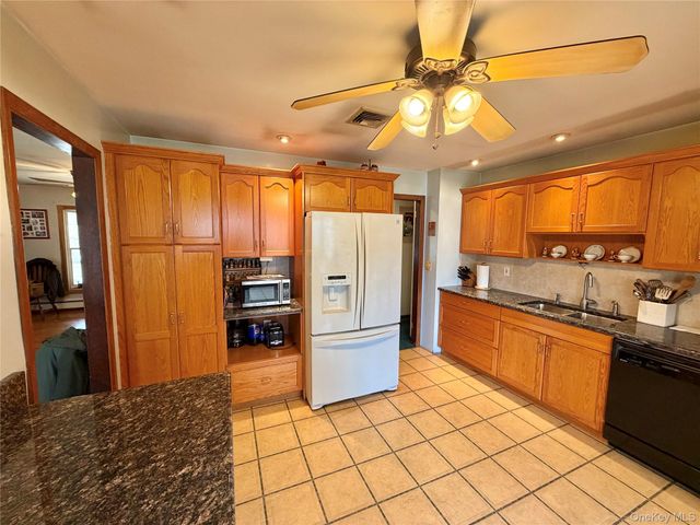 9 Summit Brook Road, Tuxedo Park, NY 10987