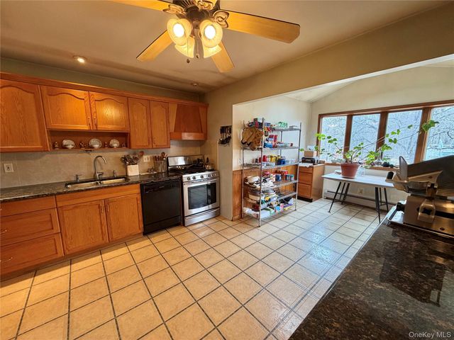 9 Summit Brook Road, Tuxedo Park, NY 10987