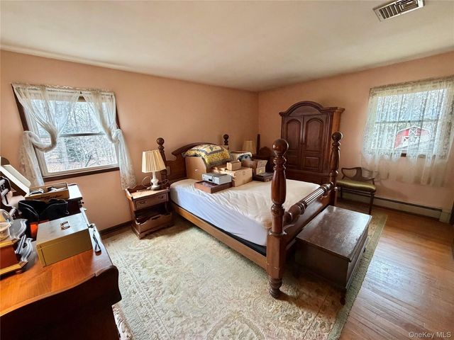 9 Summit Brook Road, Tuxedo Park, NY 10987