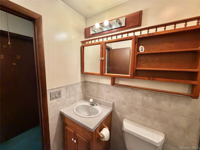 9 Summit Brook Road, Tuxedo Park, NY 10987