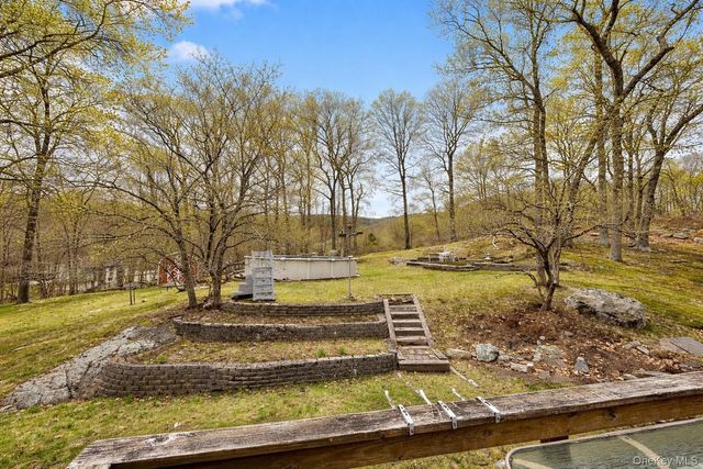 9 Summit Brook Road, Tuxedo Park, NY 10987