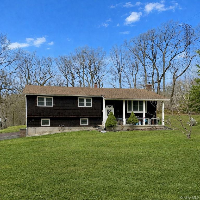 9 Summit Brook Road, Tuxedo Park, NY 10987