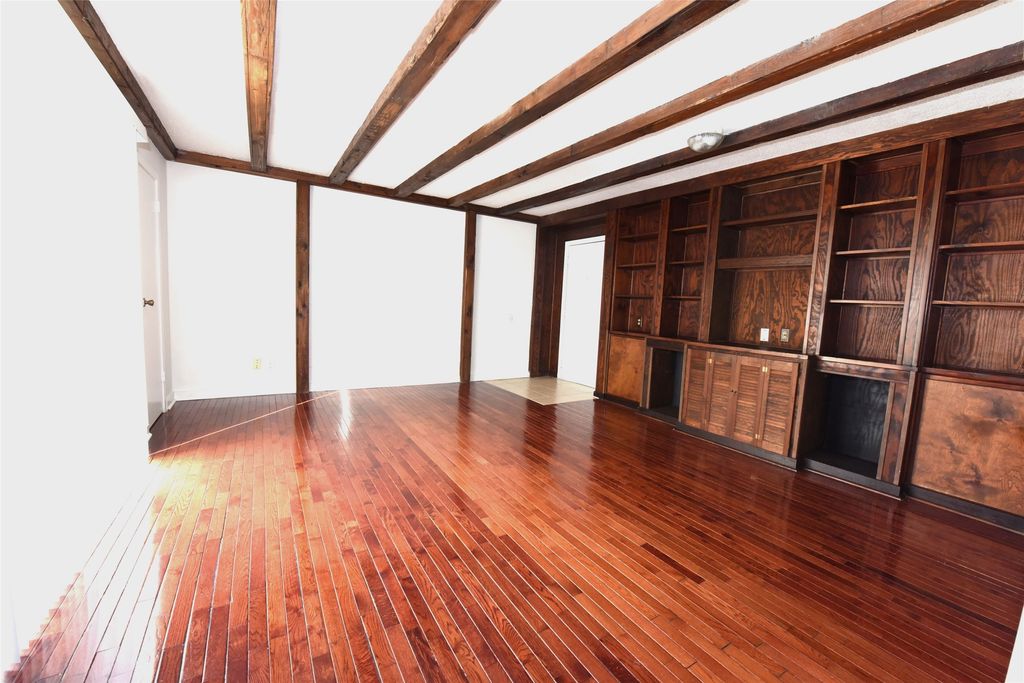 2720 Reagan Street 211, Dallas, TX 75219