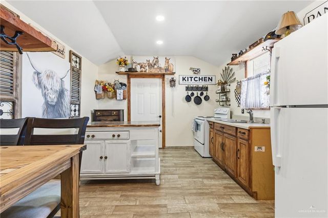 1219 W Stensbo Avenue, Alamo, TX 78516