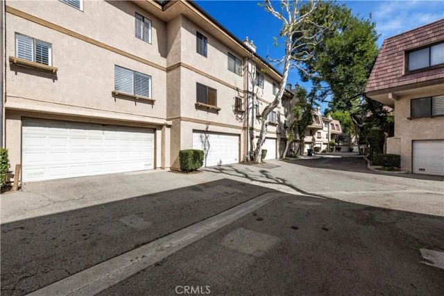 9000 Vanalden Avenue 108, Northridge, CA 91324