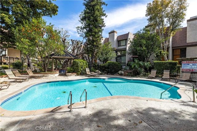 9000 Vanalden Avenue 108, Northridge, CA 91324