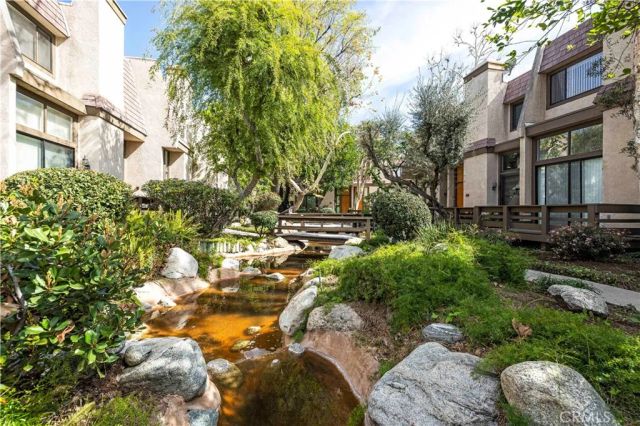 9000 Vanalden Avenue 108, Northridge, CA 91324