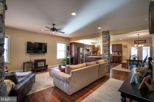 10620 KYPER RD, Huntingdon, PA 16652