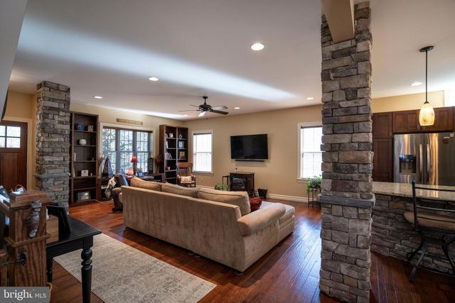 10620 KYPER RD, Huntingdon, PA 16652