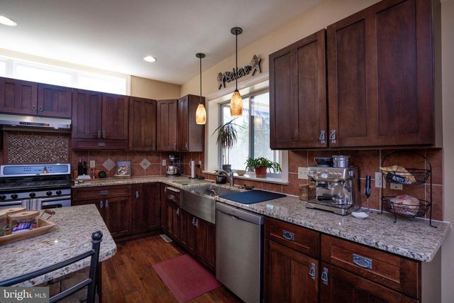 10620 KYPER RD, Huntingdon, PA 16652