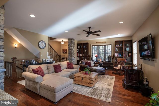 10620 KYPER RD, Huntingdon, PA 16652