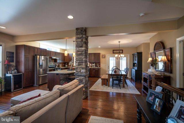 10620 KYPER RD, Huntingdon, PA 16652