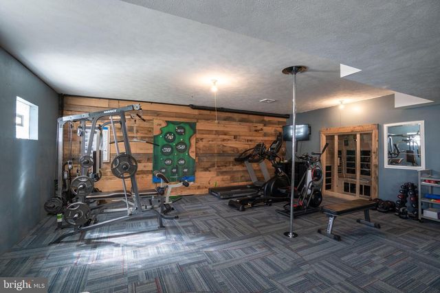 10620 KYPER RD, Huntingdon, PA 16652