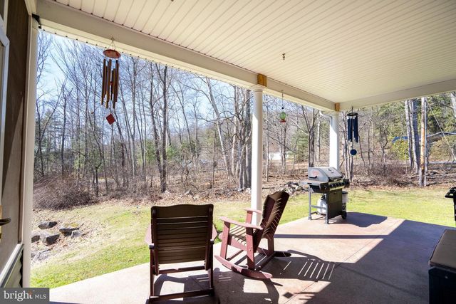 10620 KYPER RD, Huntingdon, PA 16652