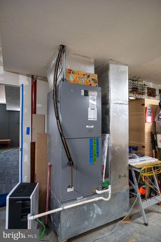 10620 KYPER RD, Huntingdon, PA 16652