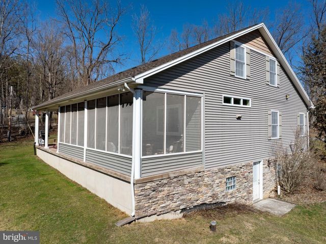 10620 KYPER RD, Huntingdon, PA 16652