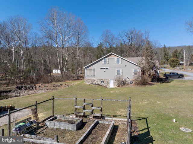 10620 KYPER RD, Huntingdon, PA 16652