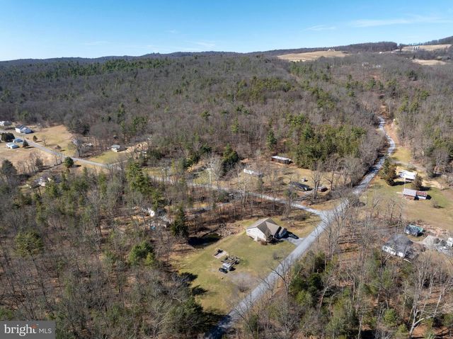 10620 KYPER RD, Huntingdon, PA 16652